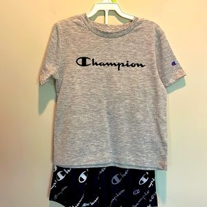 NWT Champion shorts/tee Size 4T